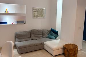 TRILOCALE  IN CENTRO RISTRUTTURATO 100mq + BOX