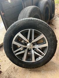 CERCHI TOYOTA HILUX R18