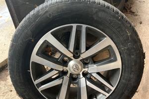 CERCHI TOYOTA HILUX R18