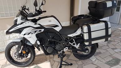 TRK 502X 2023 FULL OPTIONAL – 20.000 km – 3.900€ –