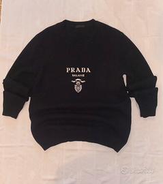 Maglione Prada Milano nero - Logo intarsio bianco