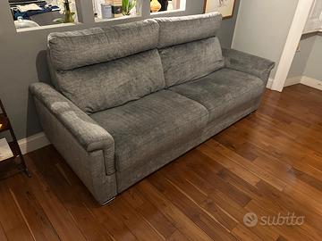 Divano letto con rete e materasso