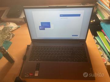 Notebook Lenovo IdeaPad Slim 3 15AMN8