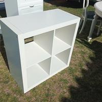 Mobile scaffale bianco 