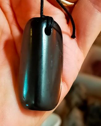 Ciondolo in Shungite  (forma allungata)