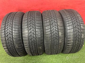 205 55 16 Gomme Invernali RFT Pirelli 205 55 R16