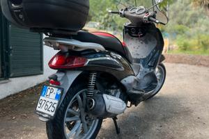 Piaggio beverly 250