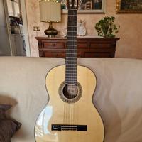Chitarra classica Takamine C-128
