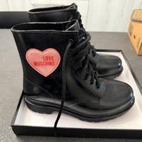 Stivaletti Love Moschino