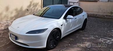 Tesla Model 3 Premium RWD Aprile 2025