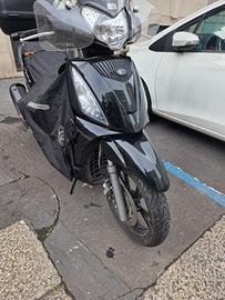 Kymco people 300 gti