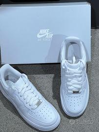 Nike Air Force 1 Low '07 bianche(Uomo)