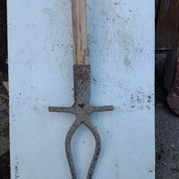 Antica forca per l'estrazione delle barbabietole