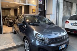 Kia Rio 1.1 CRDi 5p. Cool