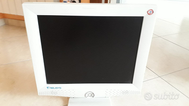 Monitor + tastiera + casse