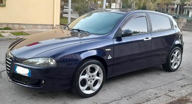 Alfa Romeo 147 1.9 JTD M-JET 16V 5 porte Dist.