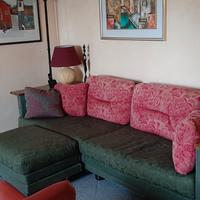 Divano completo di Pouf