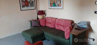 Divano completo di Pouf