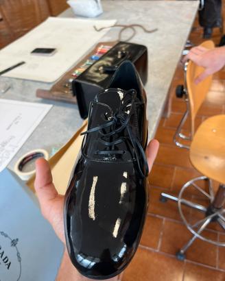 Scarpe Laccate Prada
