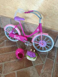 Bicicletta Barbie rosa + casco + cestino fiori