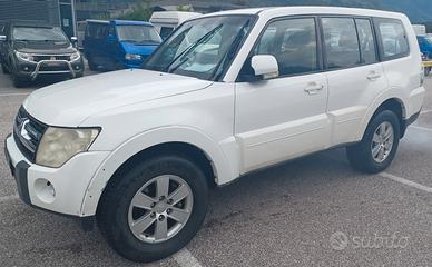 Mitsubishi Pajero 3.2 DI-D 16V 5p. Invite