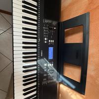 Tastiera Yamaha psr-e373