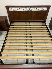 Rete matrimoniale con due materassi singoli