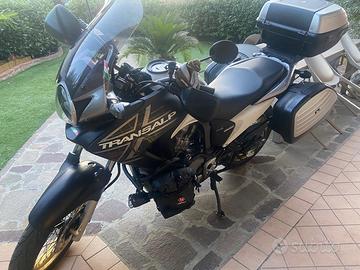 Transalp 700