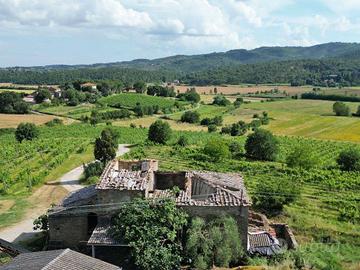 Rustico / Casale di 300 m² con box auto a Civitell