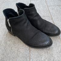 Stivaletti BATA in pelle da donna nuovi