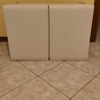 Mobiletto bianco da appendere