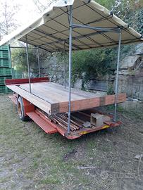 Rimorchio per vendita prodotti agricoli