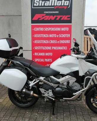 Honda CrossRunner travel edition