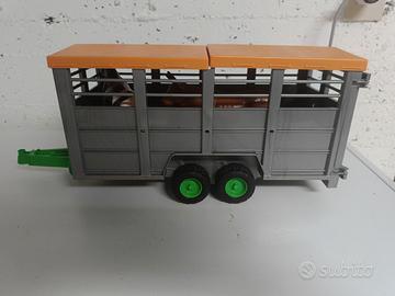 Bruder rimorchio trasporto animali in scala 1:16