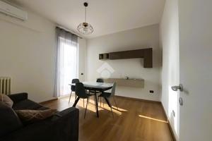 4 LOCALI A CIVITANOVA MARCHE