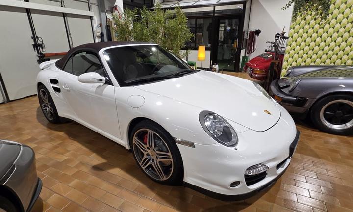 Porsche 911 997 Carrera Turbo Cabriolet Book servi