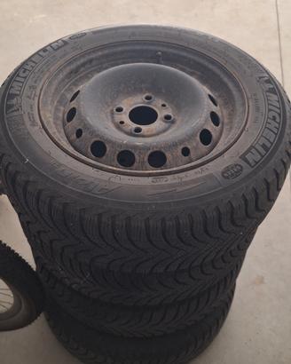 gomme invernali e cerchi lancia y
