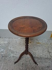 Tavolino vintage basso in legno