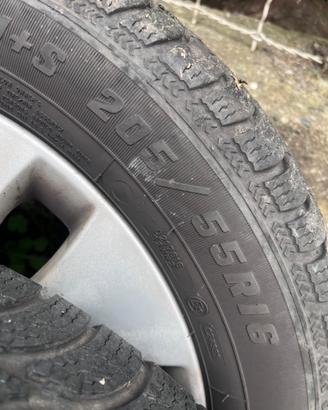 Gomme invernali e cerchi da 16 audi