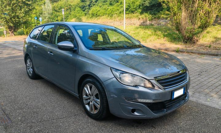 Peugeot 308 1.6 HDi Incidentata/Sinistrata