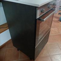 Mobile con forno