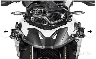 ATTACCHI PER FARETTI LED BMW F750/850GS