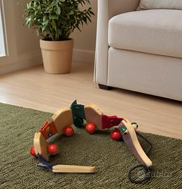 Bruco trainabile in legno Goki