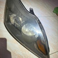 Fari ford focus ricambiabili dal 2008 al 2011
