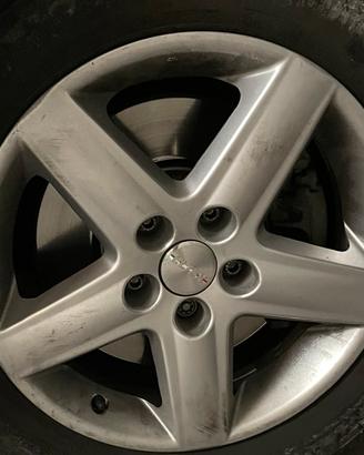 Cerchi e gomme invernali R 16