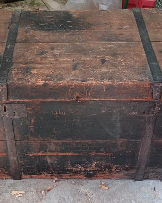 Baule legno con rivestimento in  acciaio