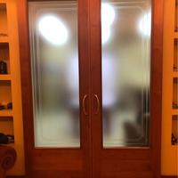 Porte scorrevoli in ciliegio con binario incluso