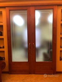 Porte scorrevoli in ciliegio con binario incluso