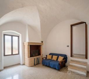 Casa indipendente nel centro storico di Oria