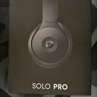 Beats Solo Pro wireless di Apple